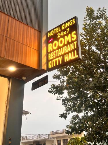 hotel kings