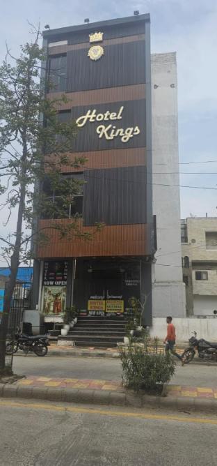 Hotel Kings,,2 star