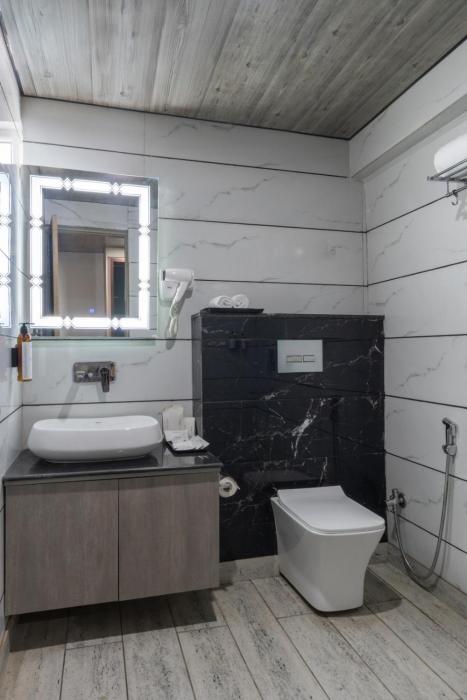 clark inn express rajnagar