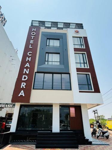 Hotel Chandra,,3 star