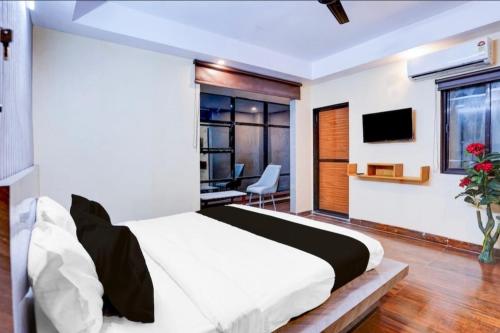 golden m riz hotel and restuarant