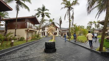 scylla luxury resort and spa