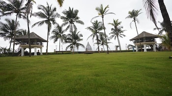 scylla luxury resort and spa