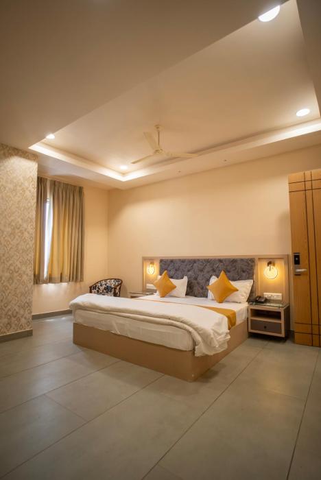 the white roots hotel