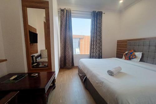 rrooms elite hotel global luxury