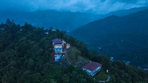 zeezmount resorts and spa munnar