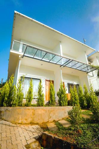 Zeezmount Resorts & Spa Munnar,,4 star