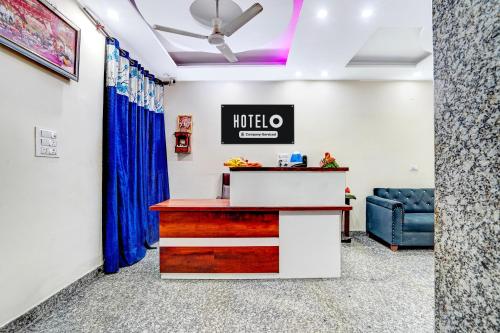 Super Hotel O Sector 52 Chandigarh Formerly Hari Residency,,4 star