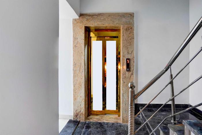 collection o sector 143b noida