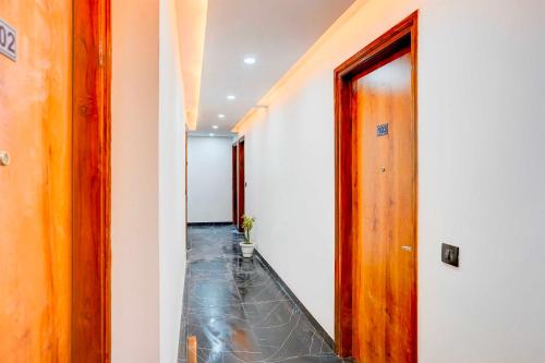 collection o sector 143b noida