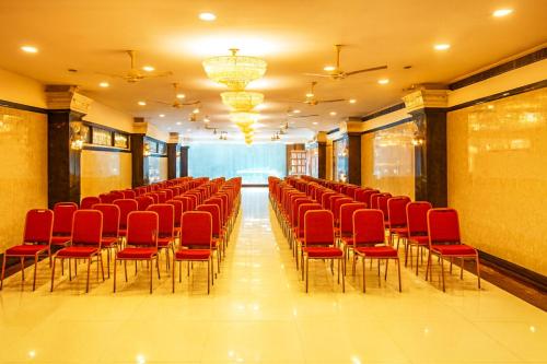 stayz royale electronic city