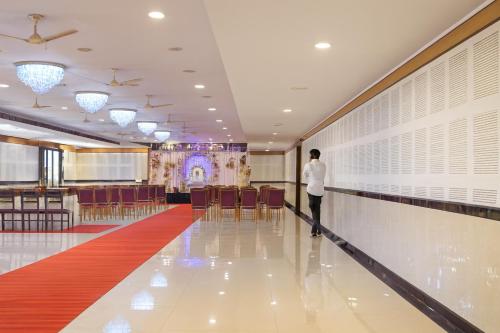 stayz royale electronic city