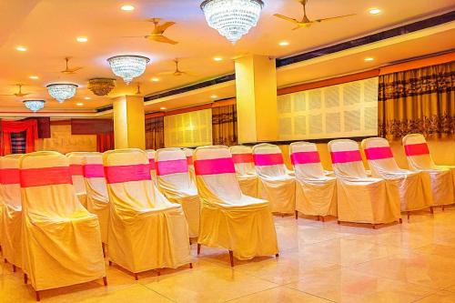 stayz royale electronic city