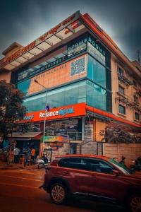 stayz royale electronic city