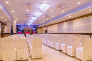 stayz royale electronic city