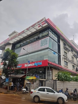 stayz royale electronic city