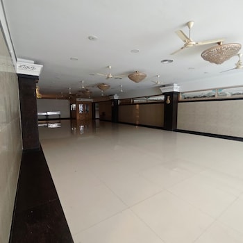 stayz royale electronic city