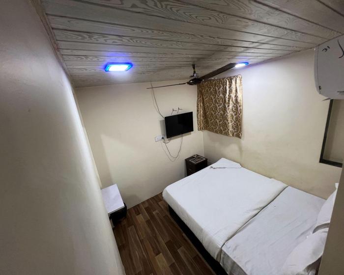 rest inn lodging and boarding