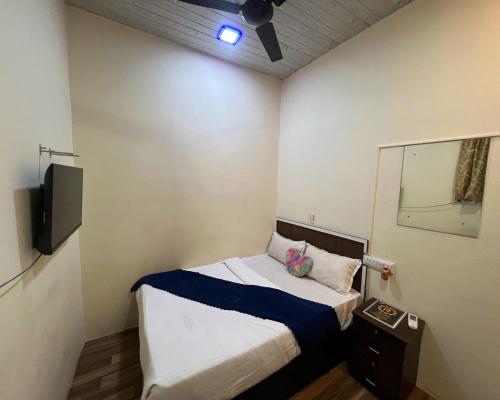 rest inn lodging and boarding