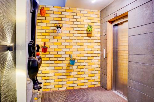 collection o gravity inn