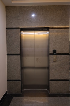 nanda mohan residency