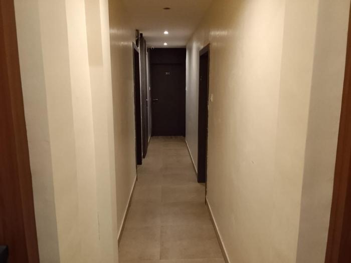 hotel le west near exhibition center