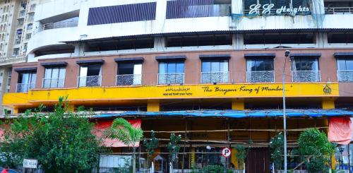 Hotel Le West Near Exhibition Center,,3 star