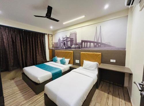 hotel le west near exhibition center