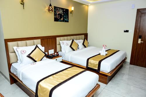 aanvi suites rr nagar