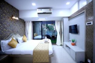 exotic pool villa gagal home