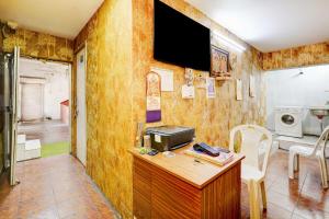 collection o vadapalani murugan temple