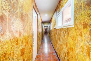 collection o vadapalani murugan temple