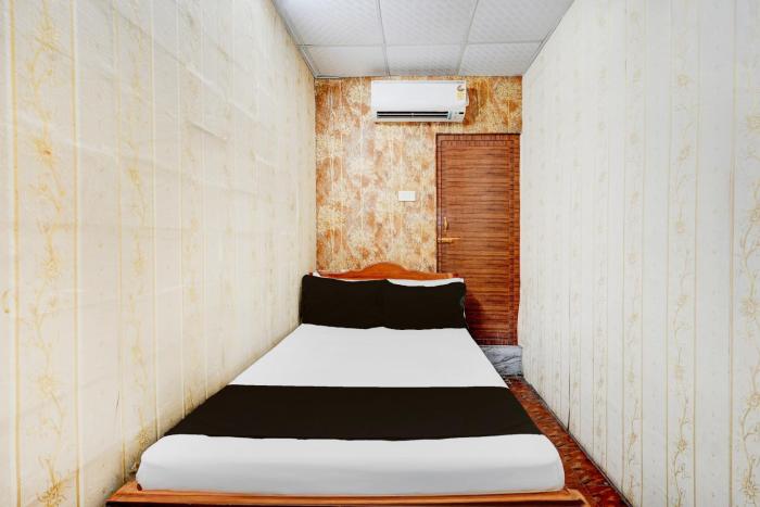 collection o vadapalani murugan temple