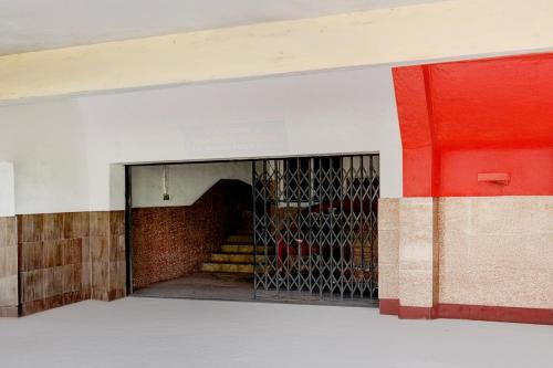 collection o vadapalani murugan temple