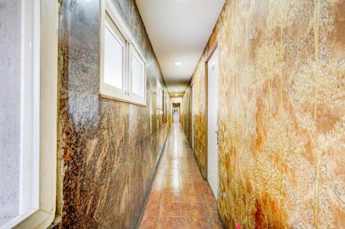 collection o vadapalani murugan temple