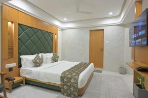 Hotel Grand Arose,,5 star