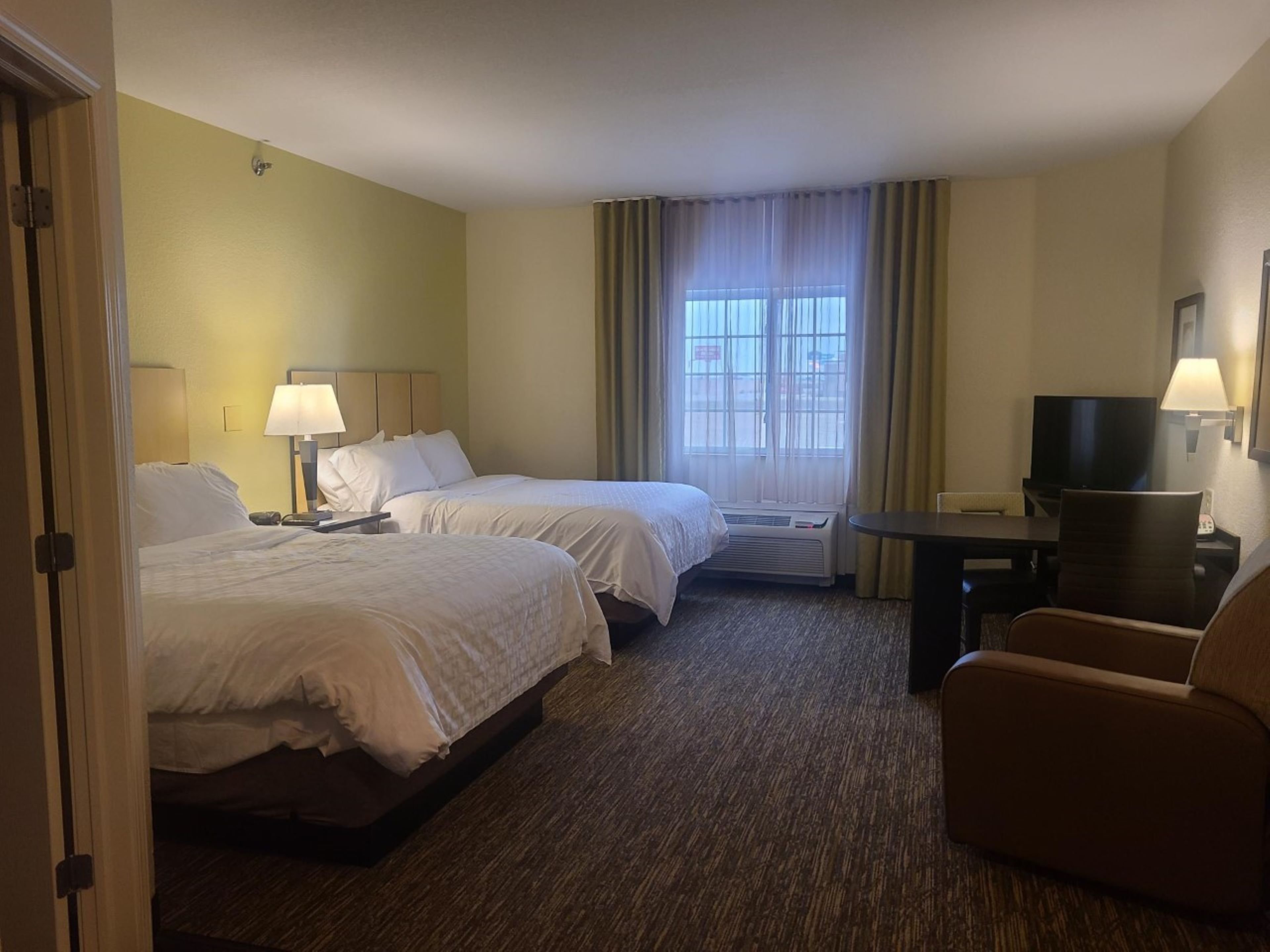 candlewood suites bismarck by ihg