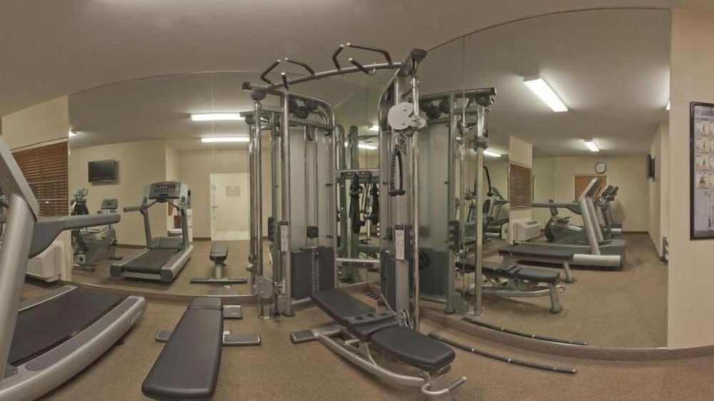 candlewood suites bismarck by ihg