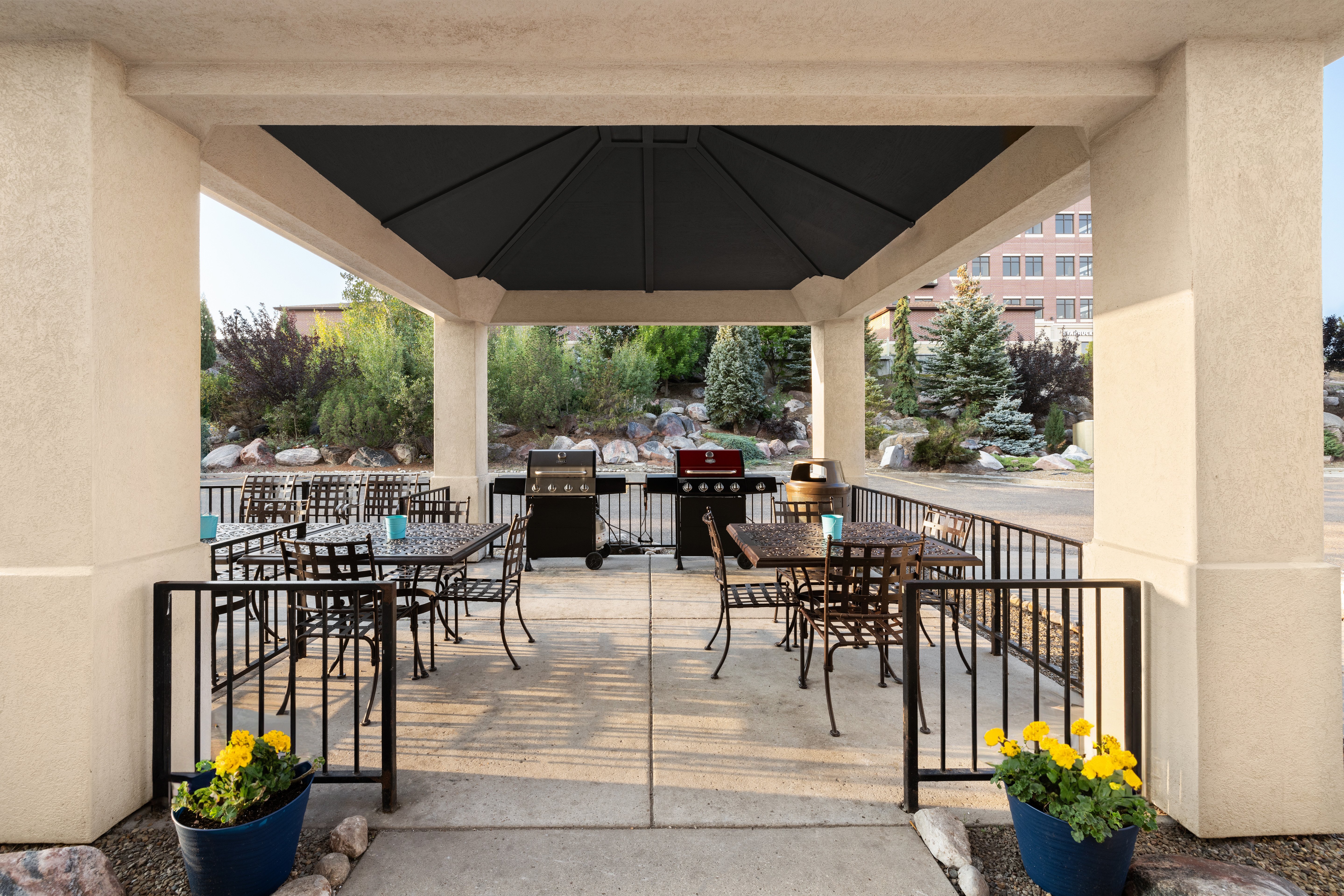 candlewood suites bismarck by ihg