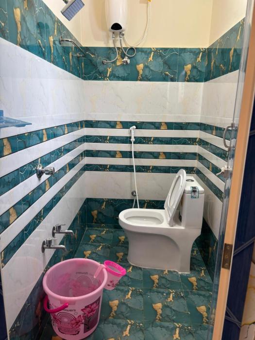 ajr hall and a c rooms