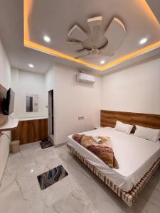 Hotel Tathaastu Palace,,3 star