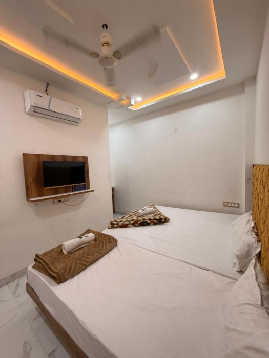 hotel tathaastu palace