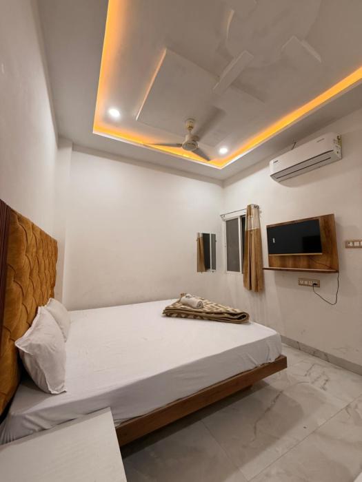 hotel tathaastu palace