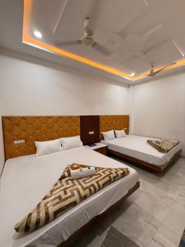 hotel tathaastu palace