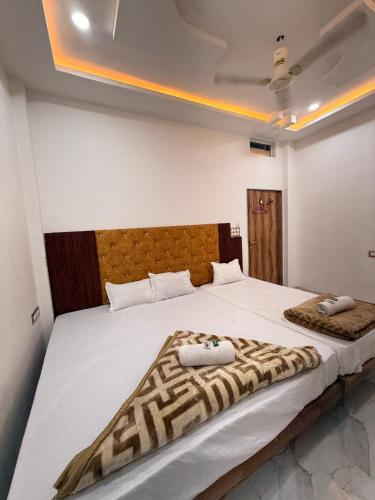 hotel tathaastu palace