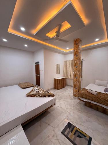 hotel tathaastu palace