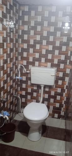 parshwanath home stay