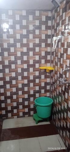 parshwanath home stay