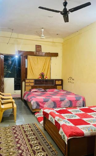 parshwanath home stay