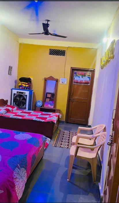 parshwanath home stay